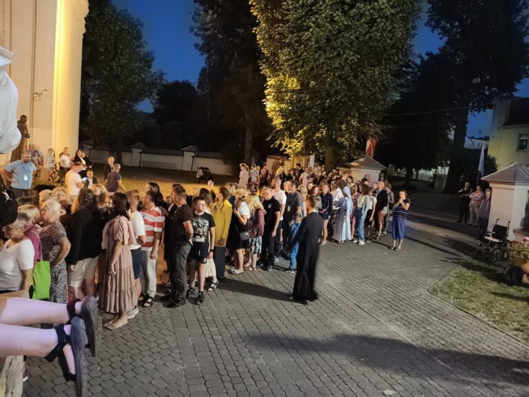 504379673_1070735031878074_1293911932873066885_n