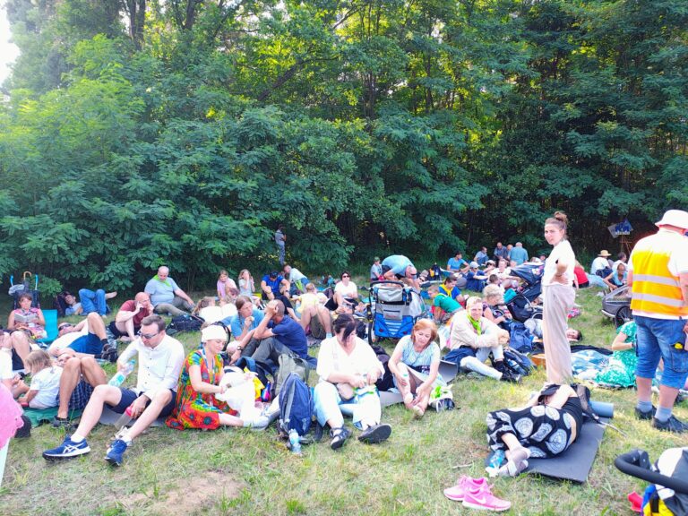 504380127_1069773355307575_6519933180437643_n