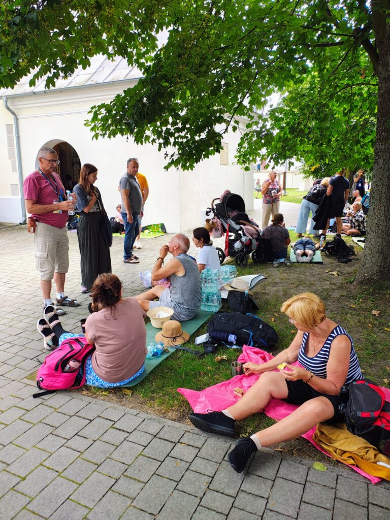 504381795_1067279725556938_1509838209008266062_n