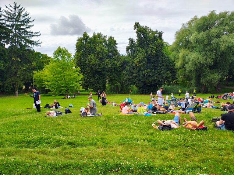 527518114_1064956899122554_5184228695343489180_n