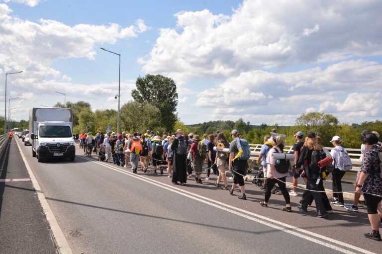 527797780_1066654472286130_373877183785207118_n