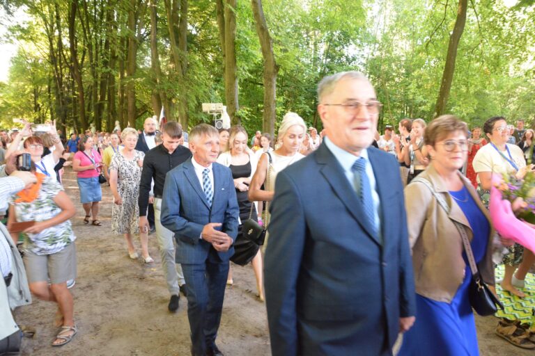 528073350_1065771832374394_8049990837430867278_n