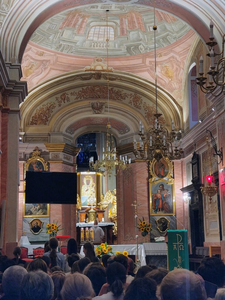 528223446_1067459678872276_7864720959987233454_n