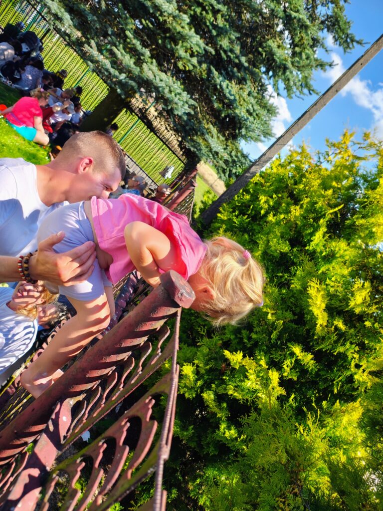 528282629_1065725052379072_1289487068849650413_n