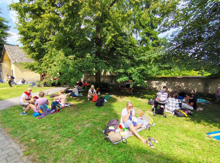 528298094_1067281035556807_3315112392772175484_n