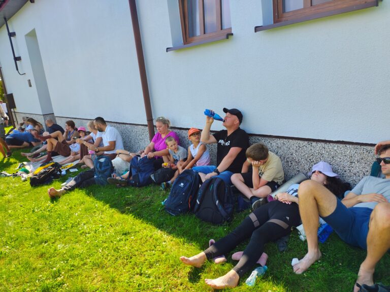 528333441_1065724385712472_2231140684583332898_n