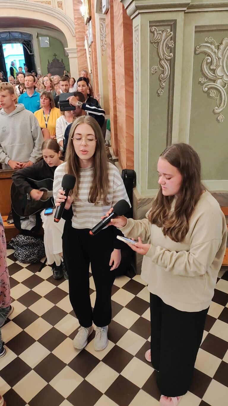 528383533_1067459402205637_8479010946631900544_n