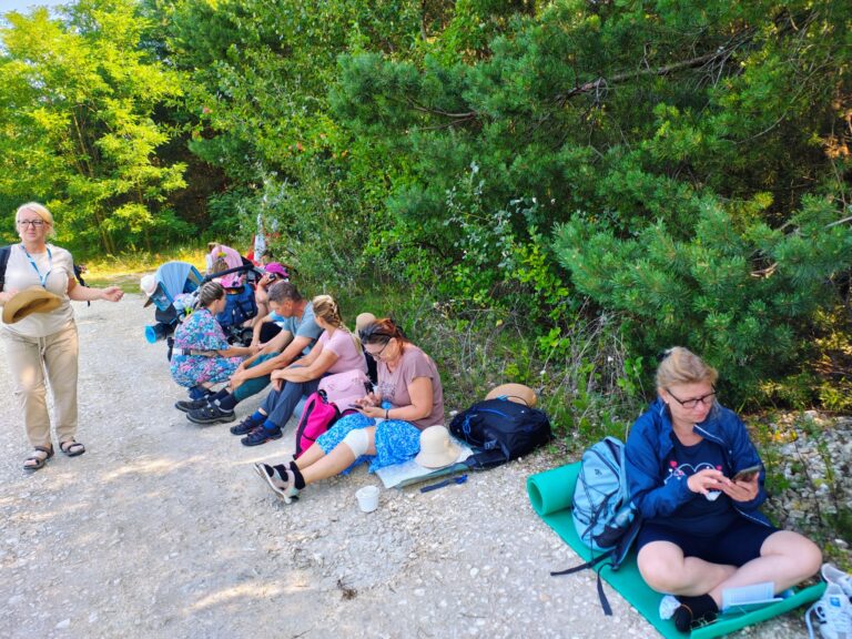 528418777_1067234785561432_4978304981790558954_n