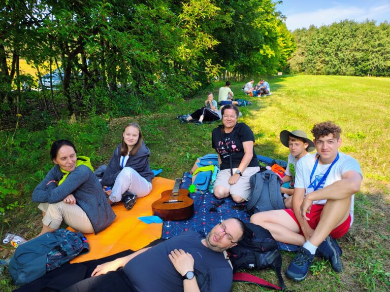 528701216_1067236308894613_6720270392729223139_n