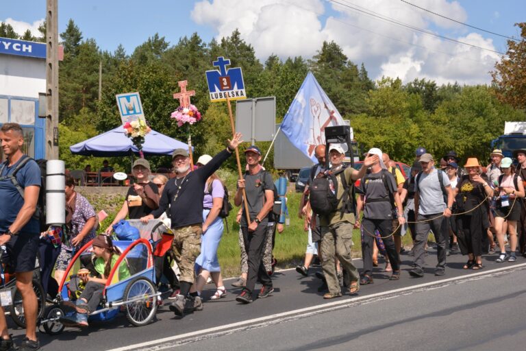 528747788_1066655725619338_1554333952557890063_n