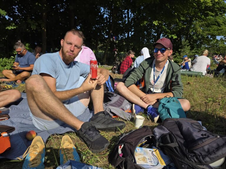 528905176_1066999135584997_1295400564579633967_n