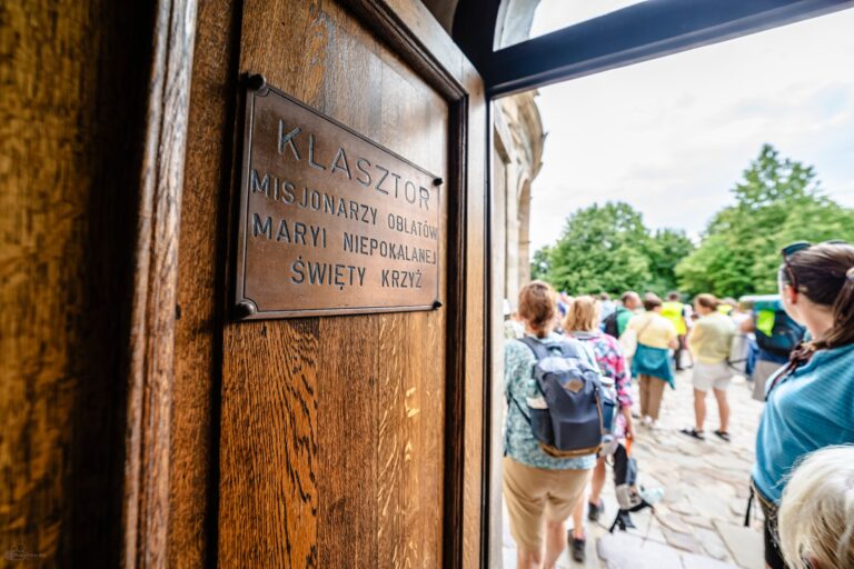 528991866_1068202665464644_3516346923793969348_n