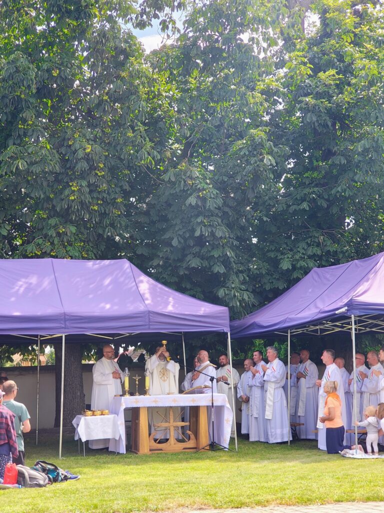 529335702_1067273872224190_6418679564847427256_n