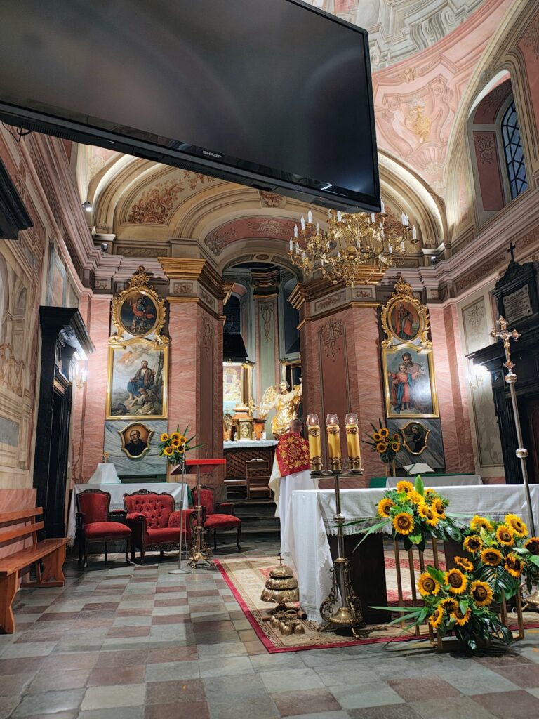 529348200_1067476878870556_3314471725800775421_n