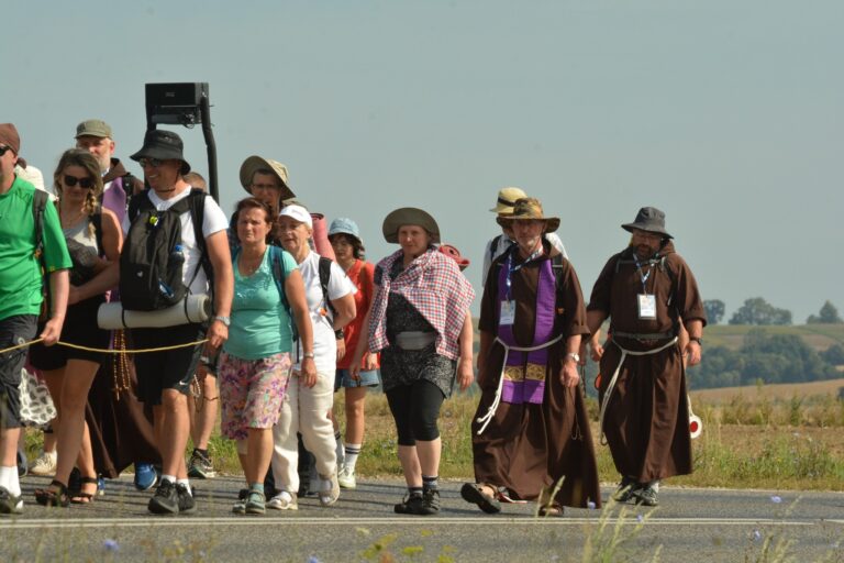 529777282_1067834222168155_123429842934395578_n