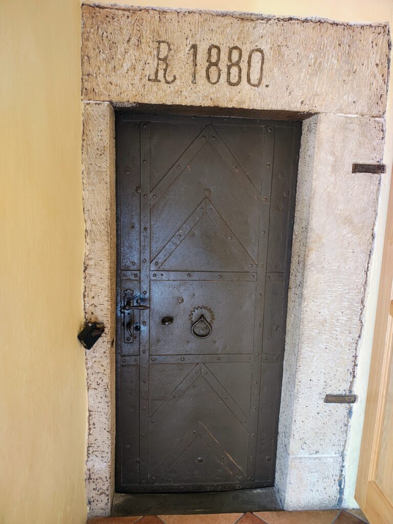 529796040_1067272145557696_2246108920221020801_n