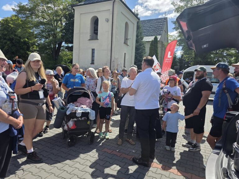 530086130_1070506761900901_1468615827852129784_n