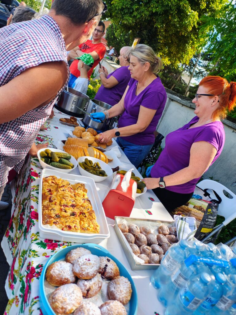 530131255_1070593138558930_3892338440306916159_n