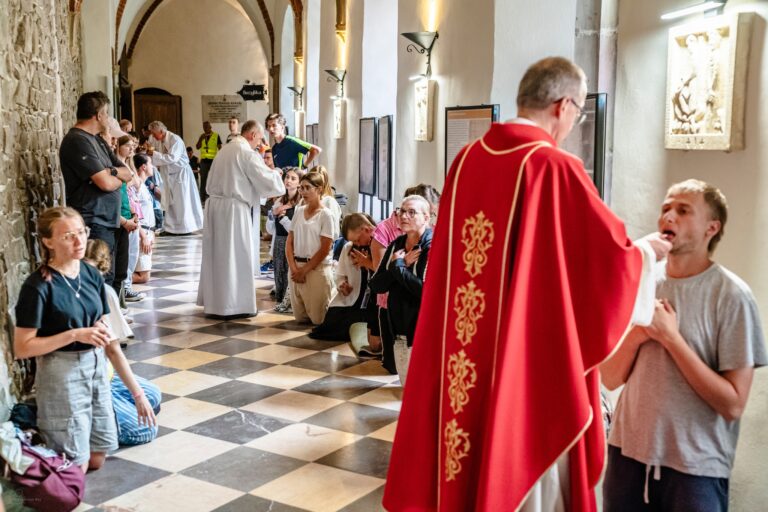 530234103_1068211545463756_5286744294306782942_n