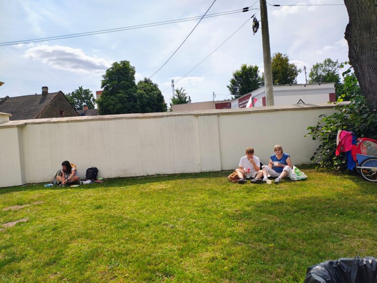 530244628_1067280052223572_2947329890031628059_n