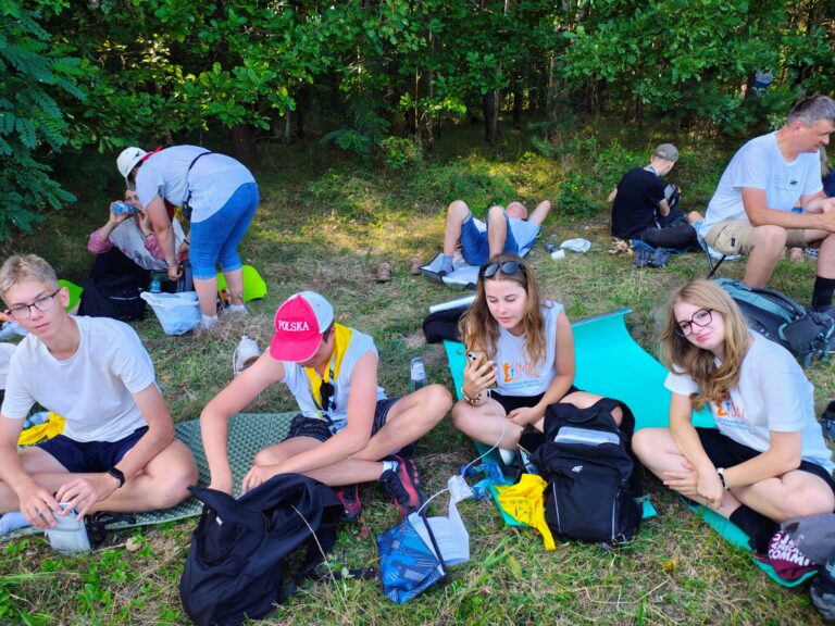 530504101_1069800215304889_6015613243993654163_n