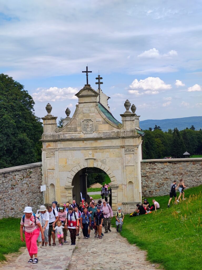 530544344_1068201348798109_1243116634251808274_n