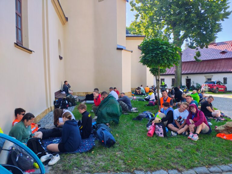 530606931_1070579428560301_1504447595085656020_n