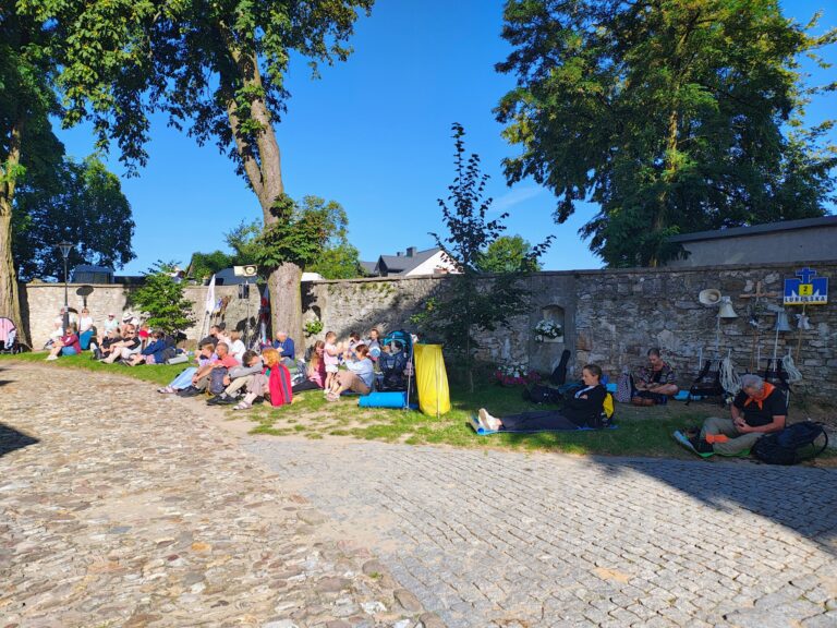 530872536_1070580485226862_7217090956609428136_n