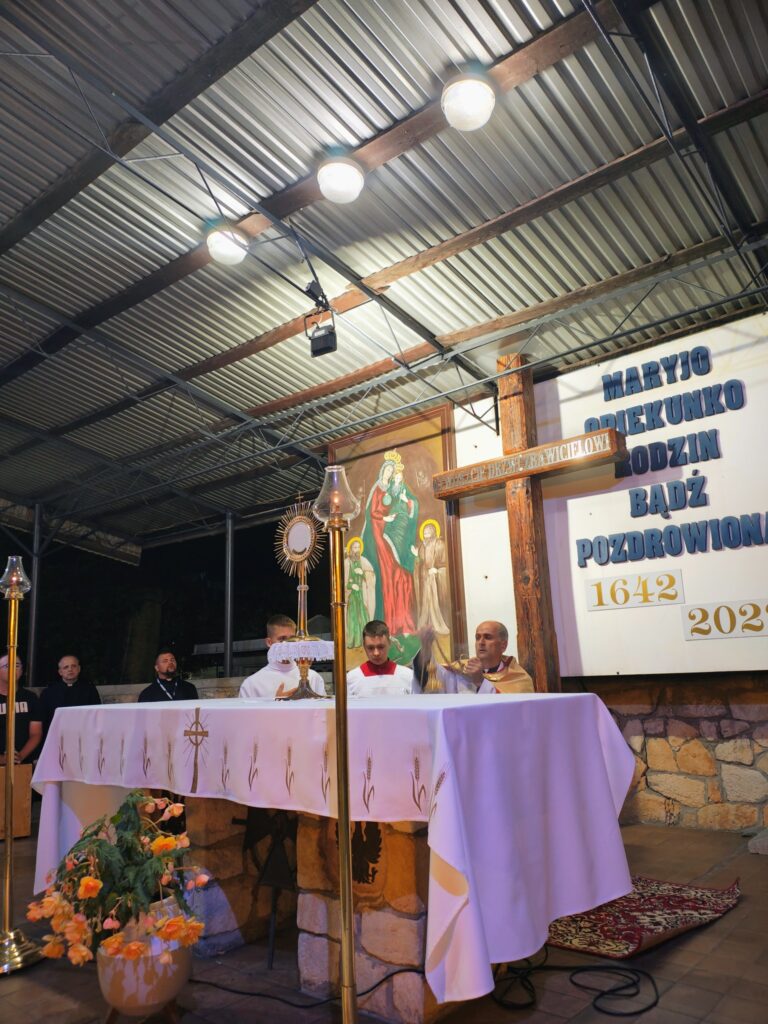 531799080_1070735441878033_7845965417868522424_n