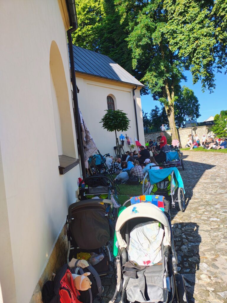 531876536_1070580438560200_5625418076265086048_n