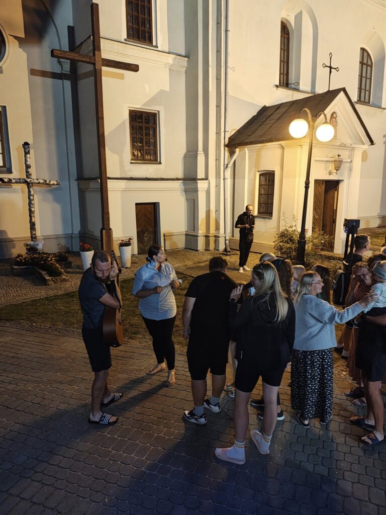 532041418_1070734975211413_4098474859584083746_n